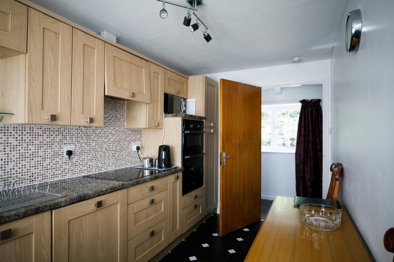 Apartamento Mews Flat Tenby Exterior foto